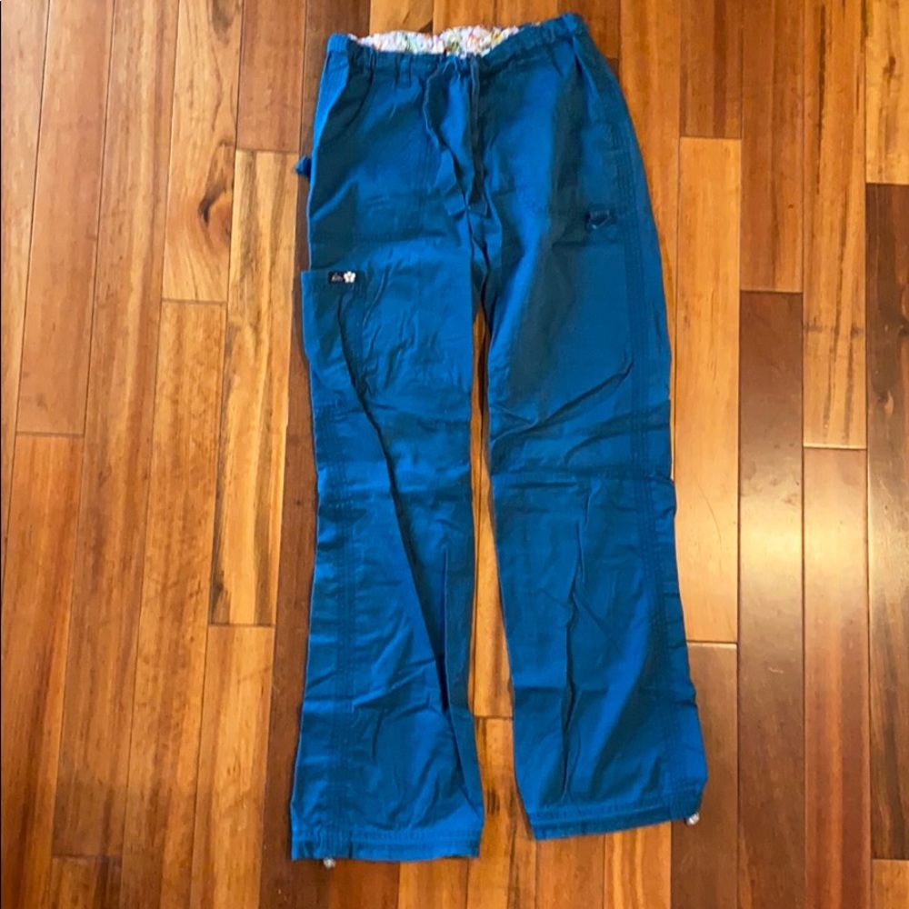 Koi size Small Tall ocean blue scrub bottoms.